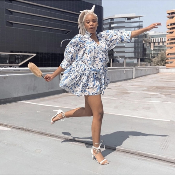 H&M Conscious Smock Dress with Puffed Sleeves Blue Watercolor Size Small - Picture 11 of 16